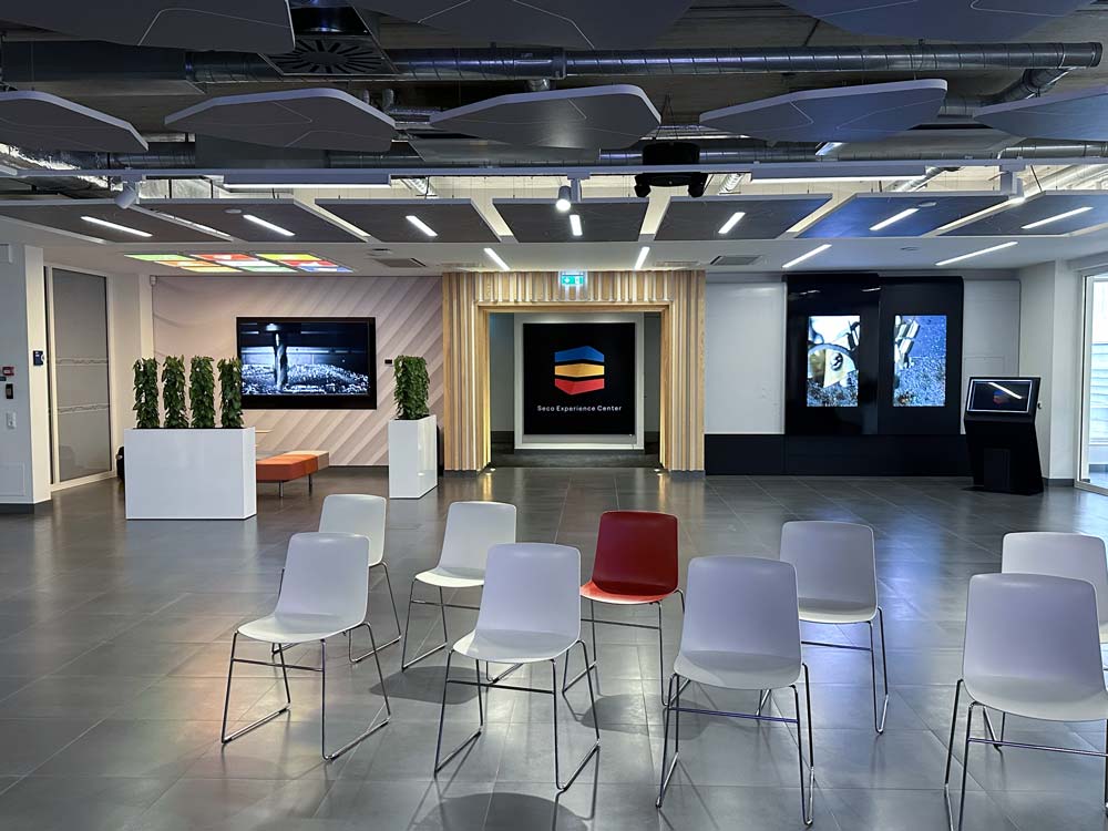 From design and construction drawings to videos, animations and hands-on installation, we handled the full process with care and creativity